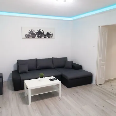 Focus Apartman *